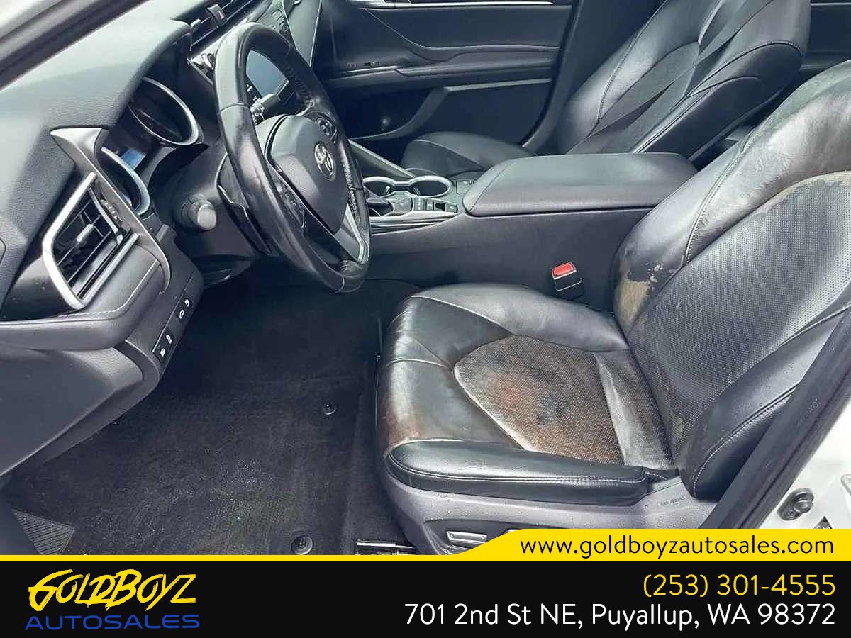 Used 2018 Toyota Camry XSE image 10