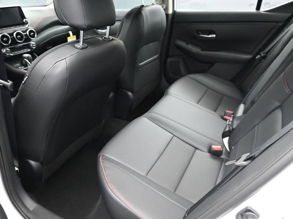 Certified 2025 Nissan Sentra SR w/ SR Premium Package FWD image 19
