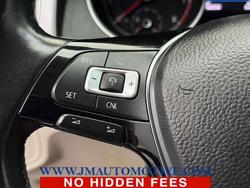 Used 2018 Volkswagen Atlas SEL AWD/4WD image 45
