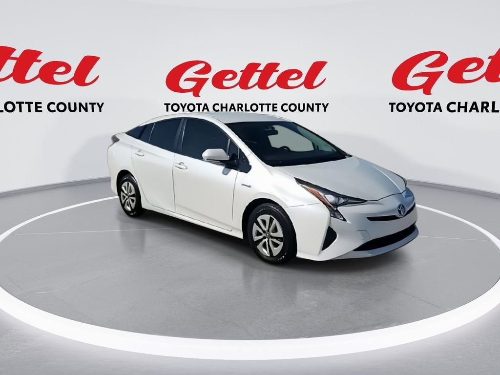 Used 2016 Toyota Prius Two image 2