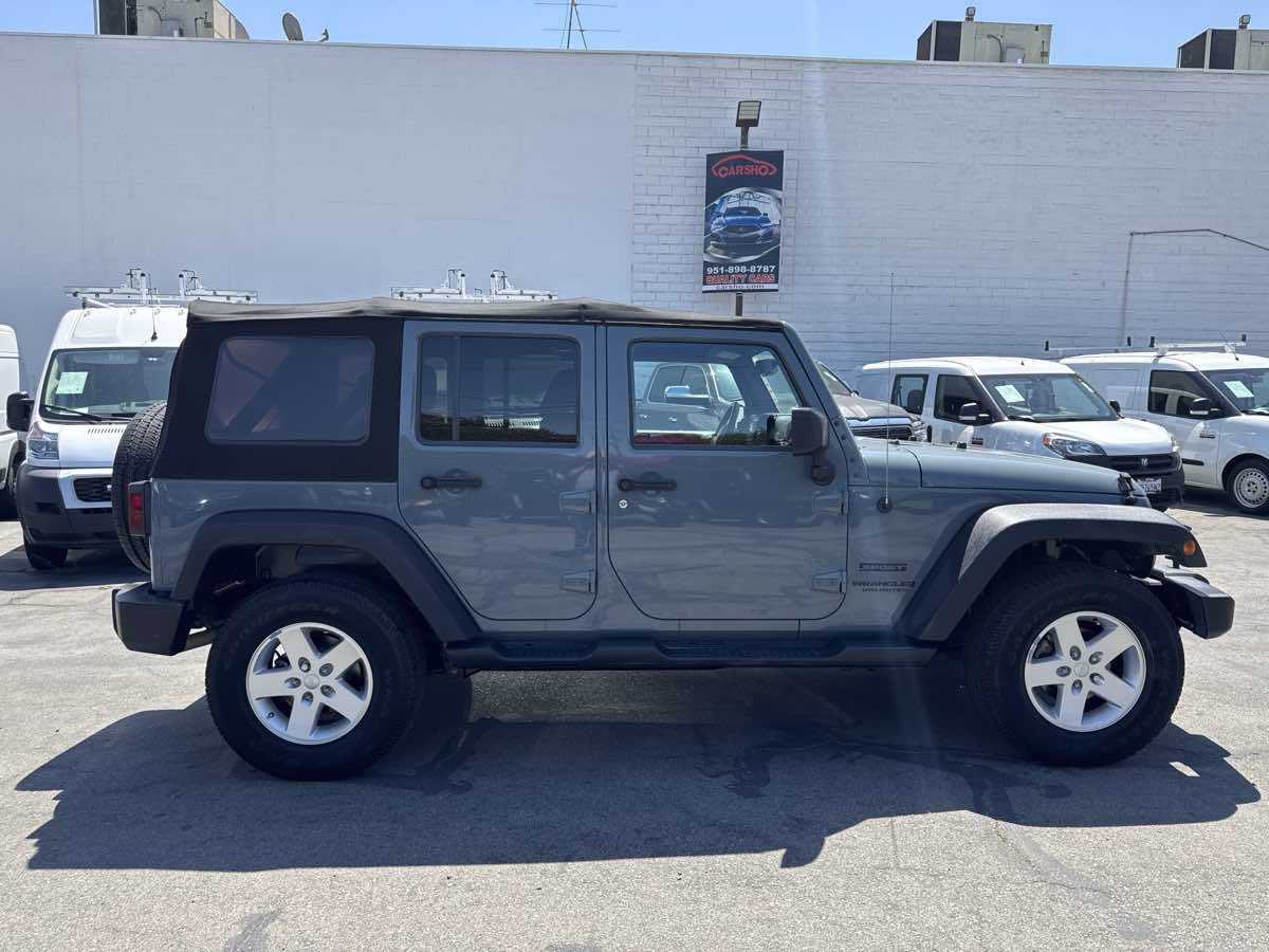 Used 2015 Jeep Wrangler Unlimited Sport w/ Quick Order Package 24S AWD/4WD image 8