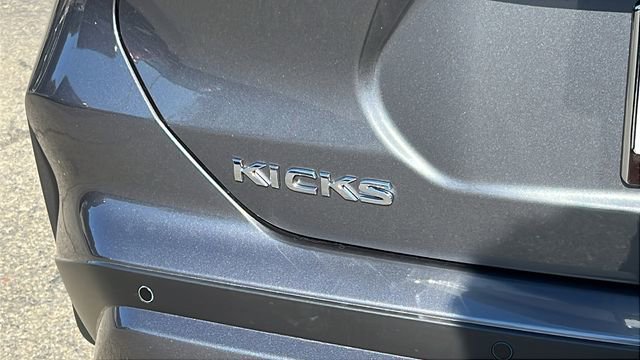 New 2025 Nissan Kicks Play S image 11