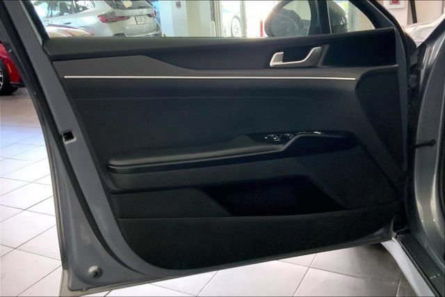 Used 2021 Kia K5 LXS AWD/4WD image 10