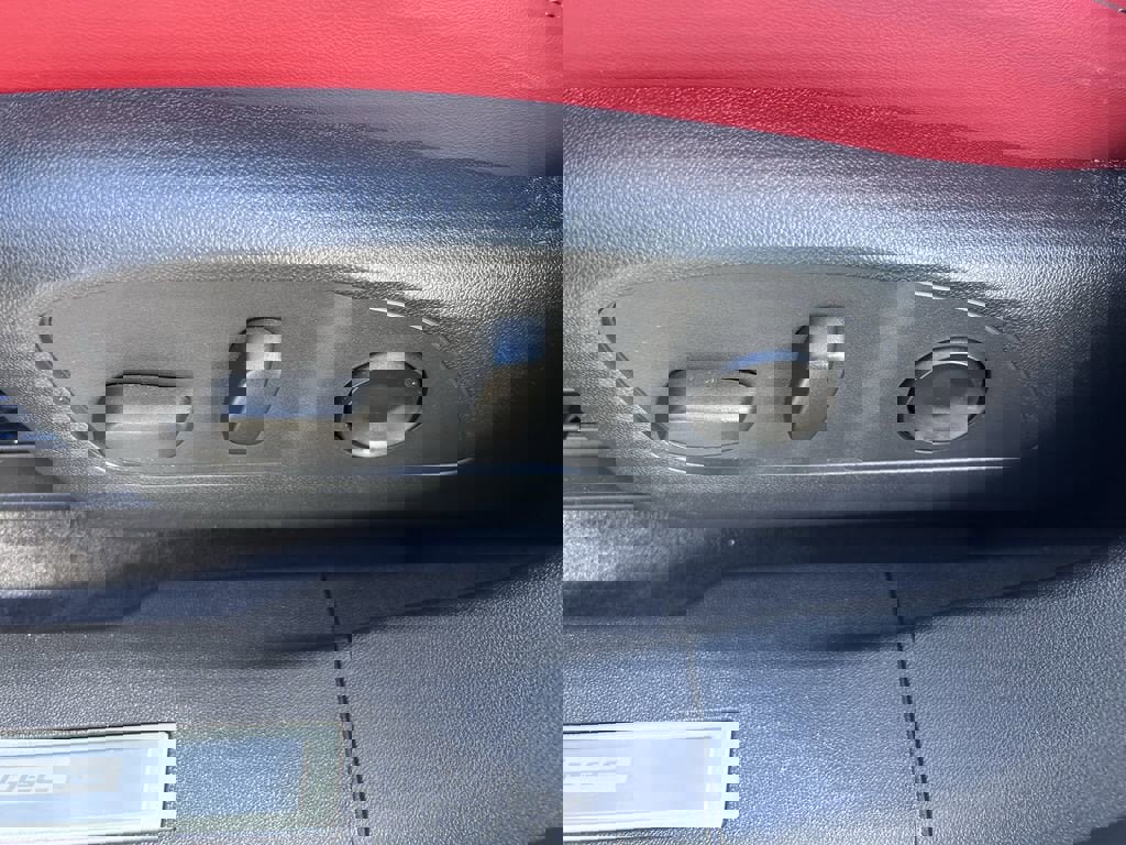 Used 2024 Acura ZDX A-Spec image 18