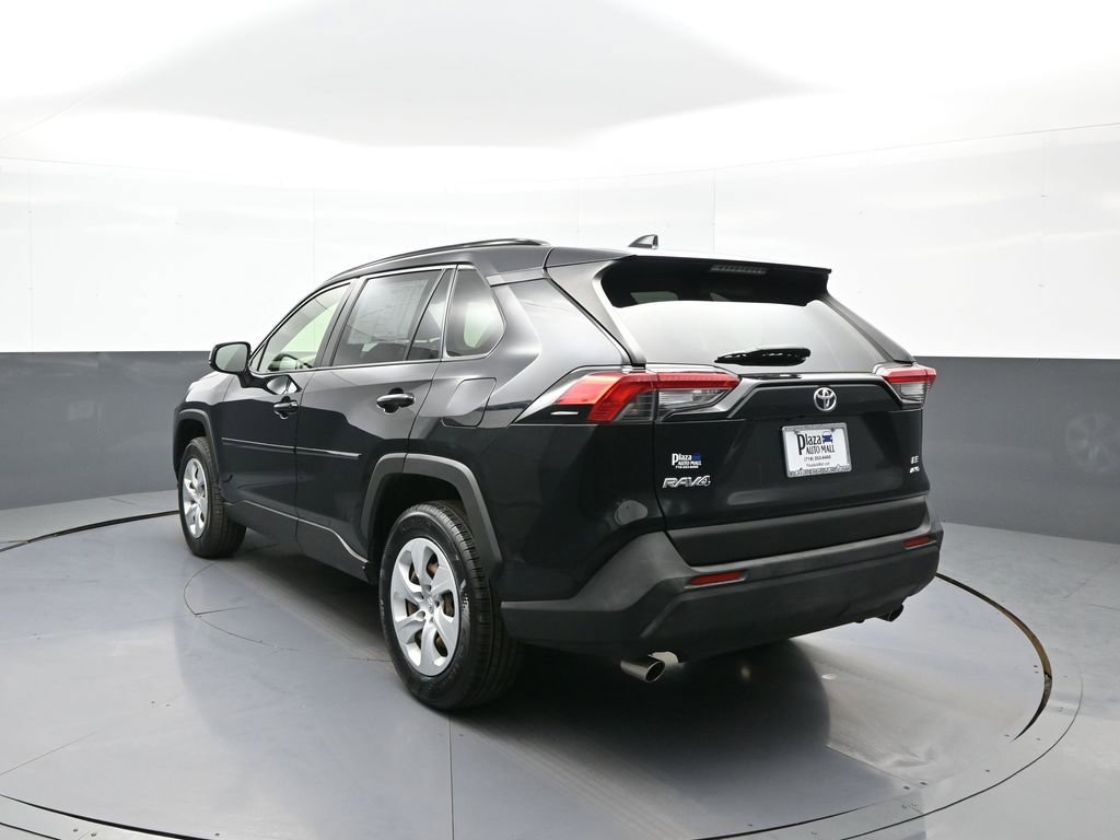Used 2019 Toyota RAV4 LE w/ All Weather Liner Package AWD/4WD image 8