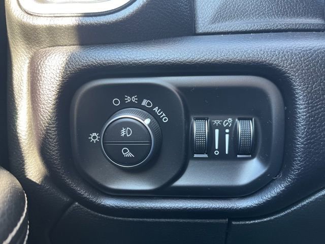 Used 2022 RAM 3500 Laramie image 28