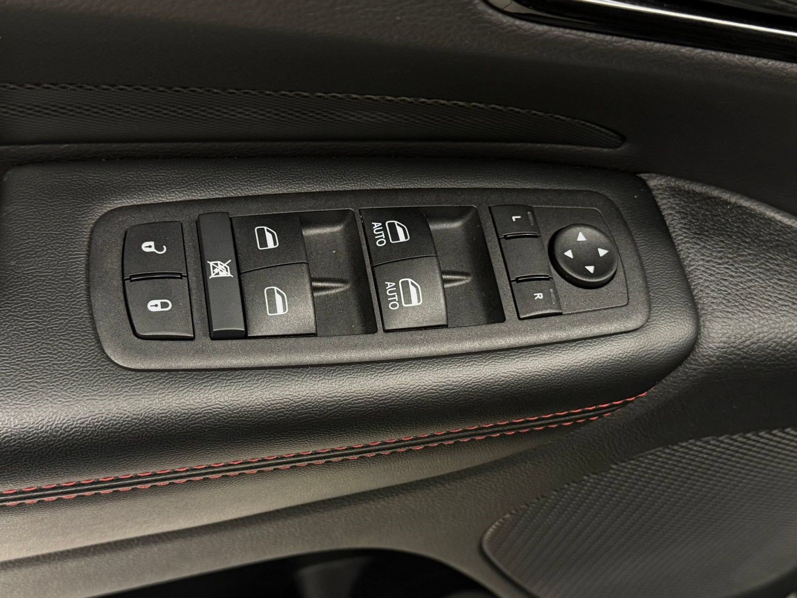 Used 2025 Dodge Durango GT AWD/4WD image 20
