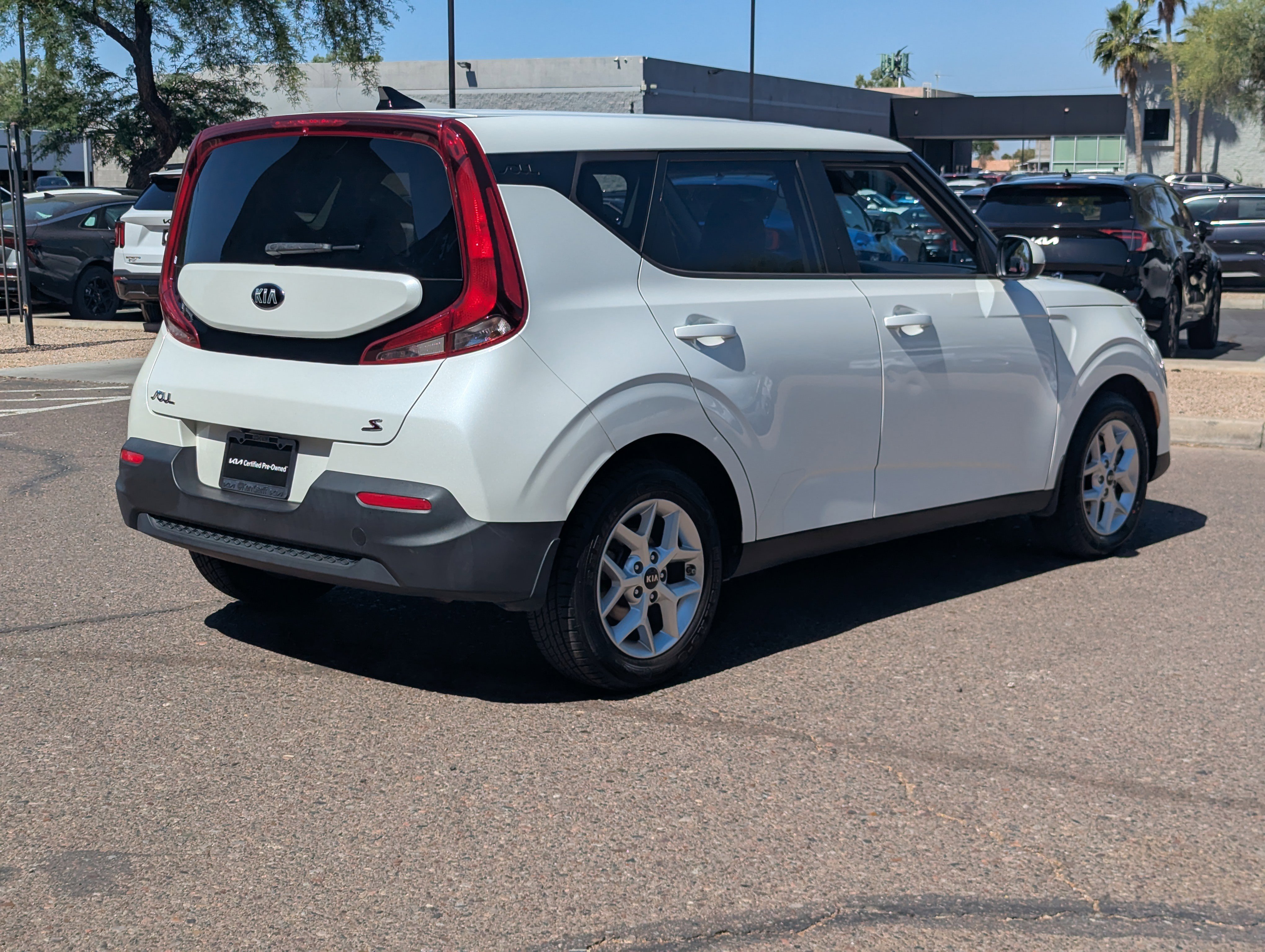 Certified 2021 Kia Soul S FWD image 3