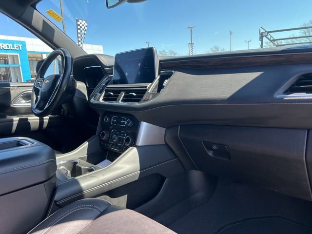 Used 2023 Chevrolet Suburban Premier image 34