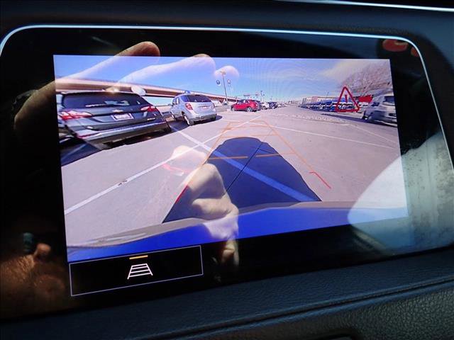 Used 2023 Cadillac XT4 Premium Luxury image 23