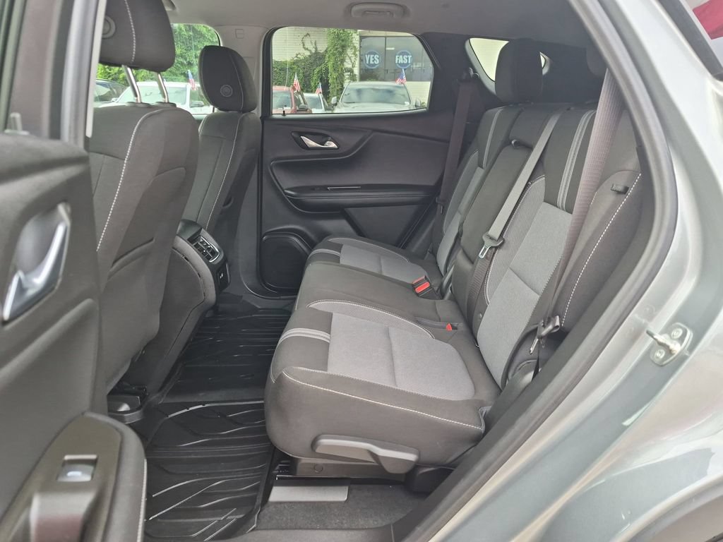 Used 2024 Chevrolet Blazer LT w/ Convenience Package FWD image 21