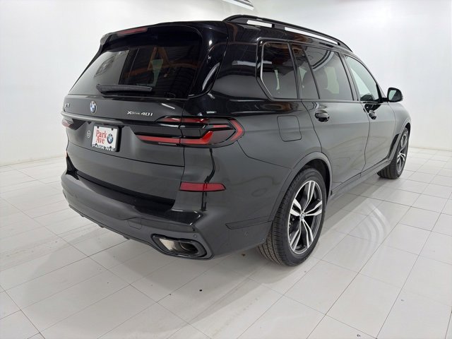 Used 2025 BMW X7 xDrive40i w/ Executive Package image 5