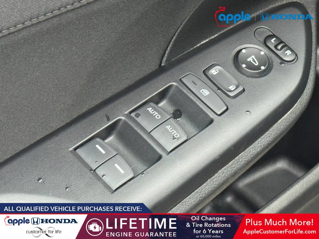 Used 2018 Honda Civic EX image 9