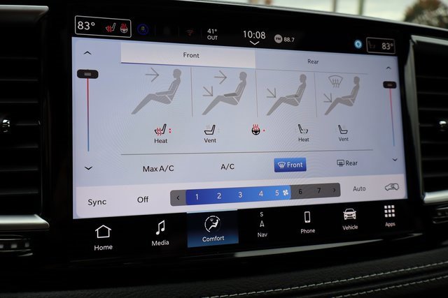 New 2026 Chrysler Pacifica Limited w/ S Appearance Package image 17