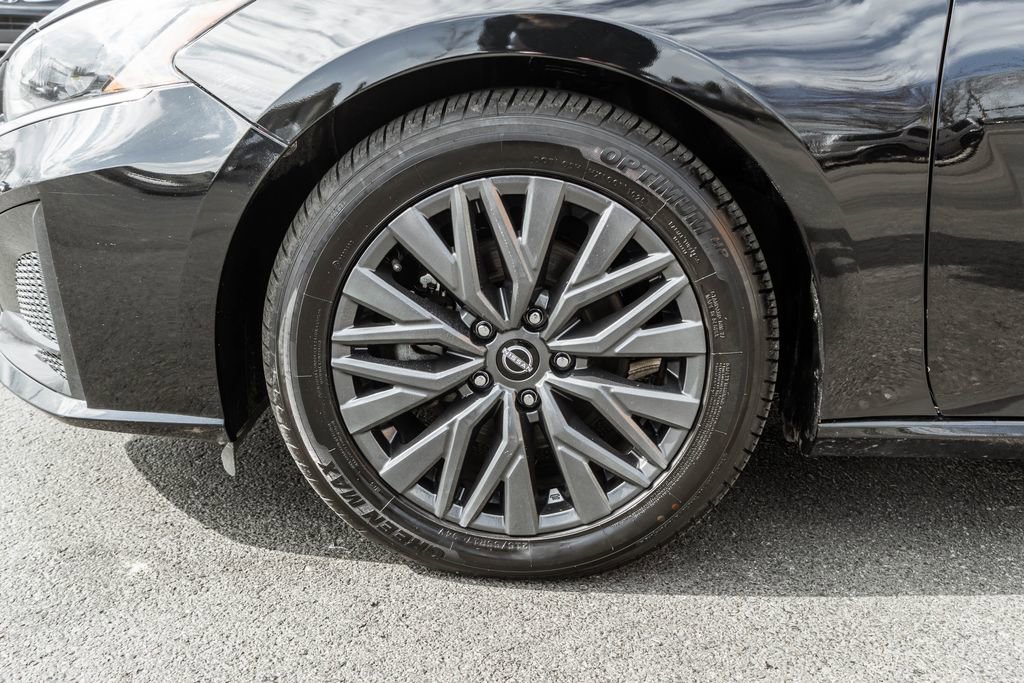 Used 2024 Nissan Altima 2.5 SV image 30