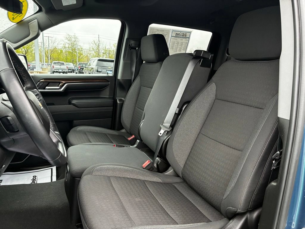 Certified 2024 Chevrolet Silverado 1500 LT AWD/4WD image 19