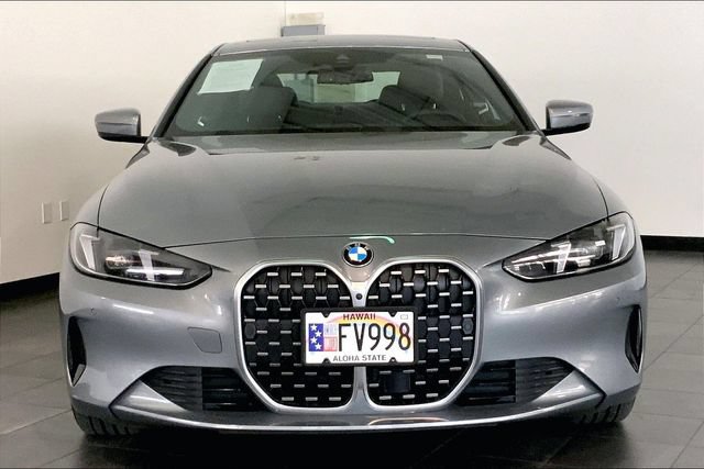 Used 2025 BMW 430i Coupe w/ Premium Package RWD image 3