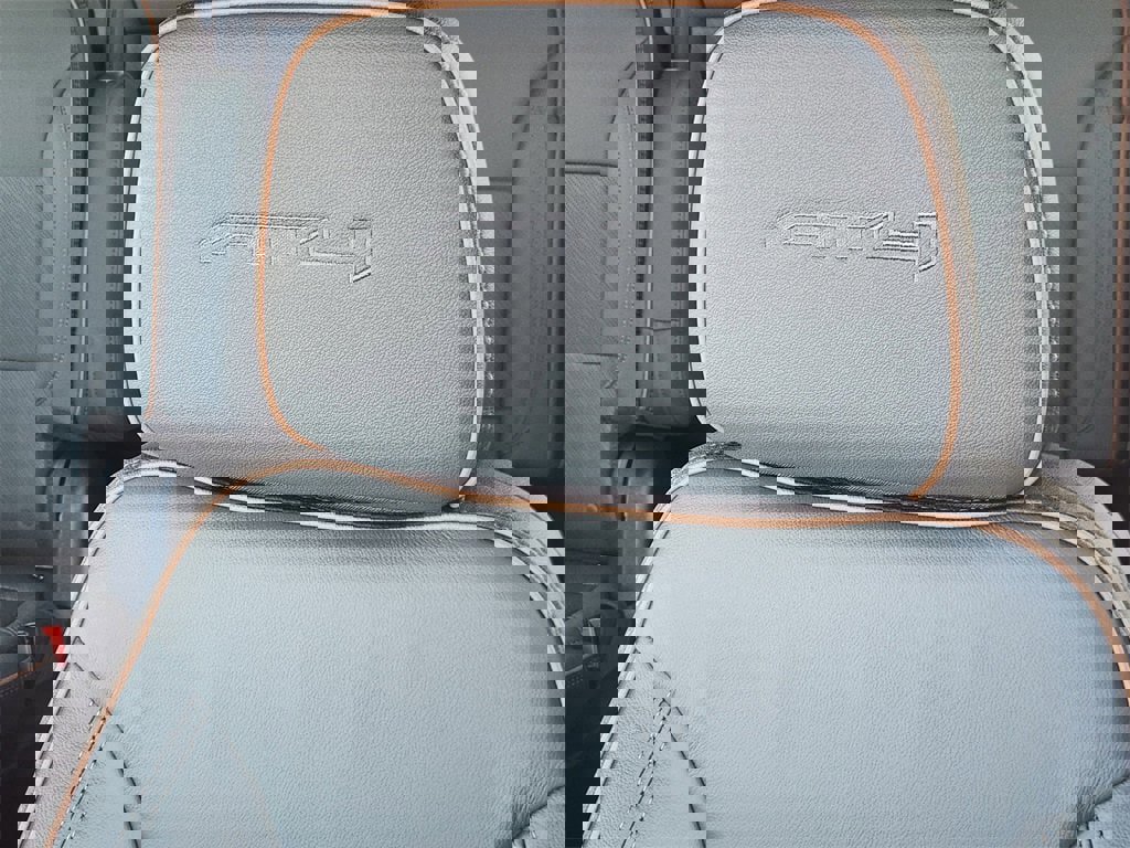 New 2026 GMC Yukon AT4 w/ AT4 Premium Package image 17