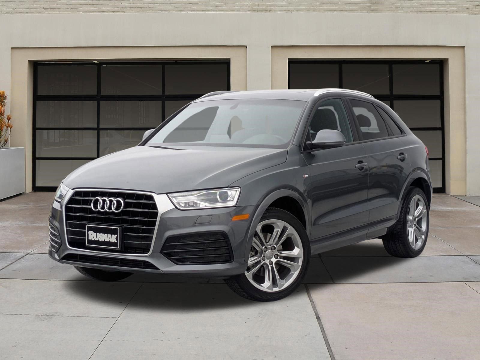 Used 2018 Audi Q3 2.0T Premium FWD image 3