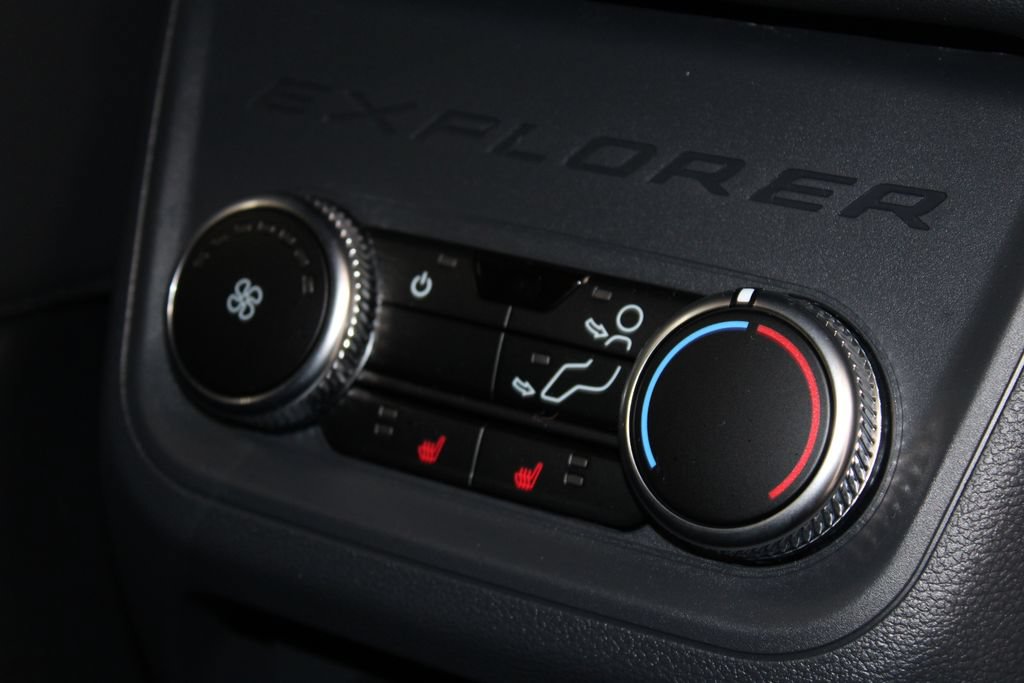 New 2026 Ford Explorer ST-Line w/ Premium Package RWD image 34