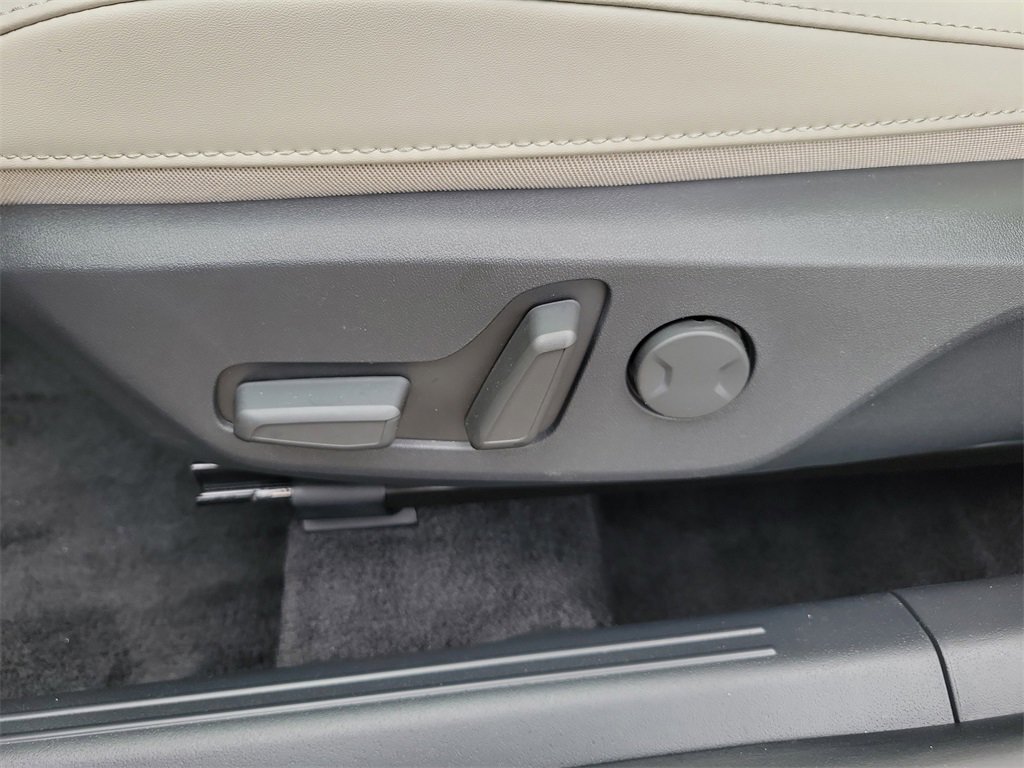 New 2026 Kia Niro EX image 23