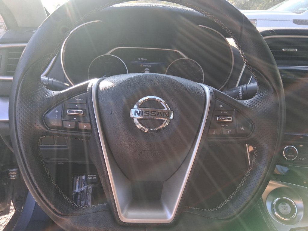 Used 2022 Nissan Maxima SV w/ Floor Mat Group FWD image 13