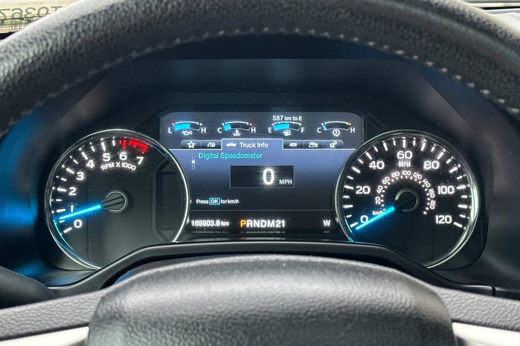 Used 2016 Ford F150 Lariat w/ FX4 Off-Road Package image 25