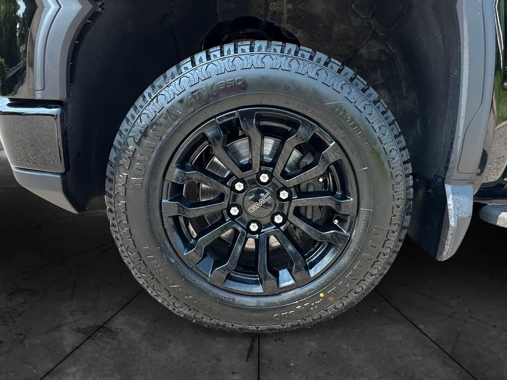 Used 2022 GMC Sierra 1500 AT4 w/ AT4 Premium Package AWD/4WD image 14