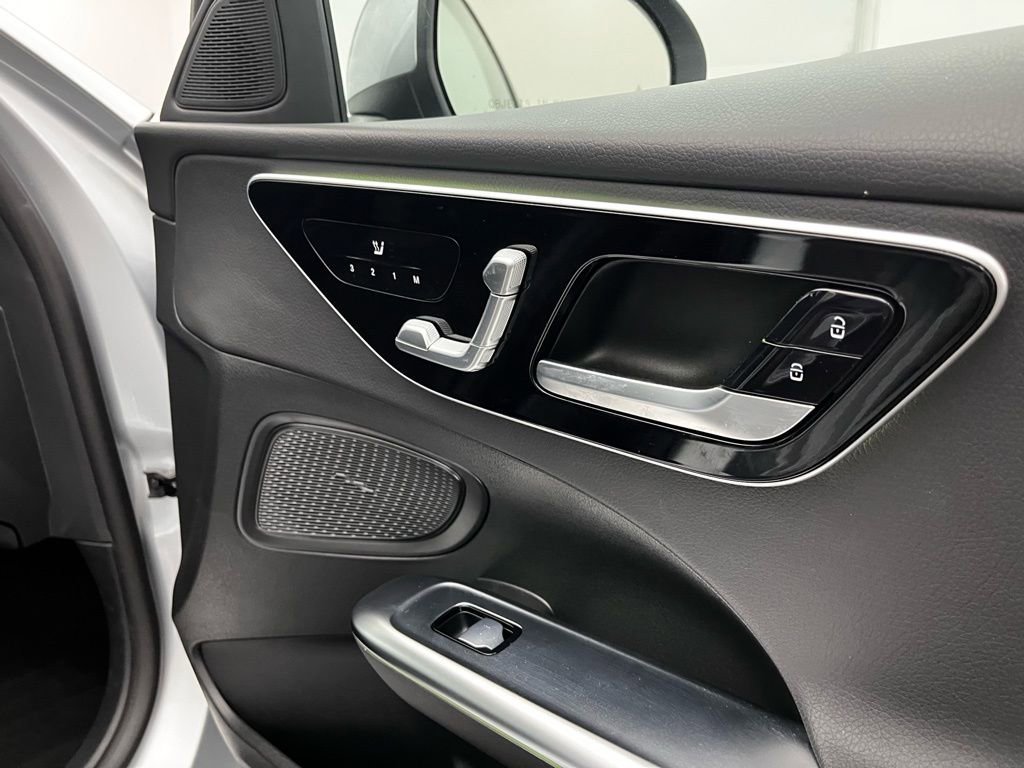 Used 2022 Mercedes-Benz C 300 4MATIC Sedan image 26