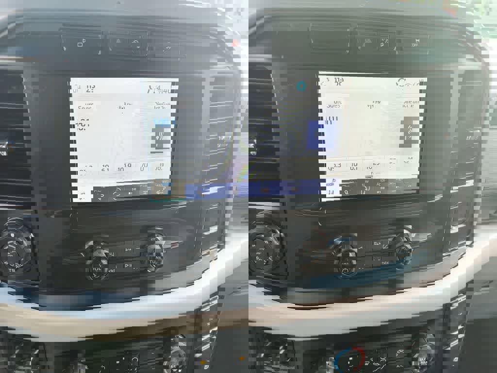 Used 2023 Ford F150 XLT w/ Trailer Tow Package image 16