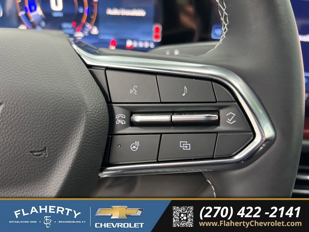 Used 2025 Chevrolet Traverse Z71 w/ Enhanced Driving Package image 28