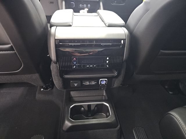 New 2026 Jeep Grand Wagoneer L Limited AWD/4WD image 43
