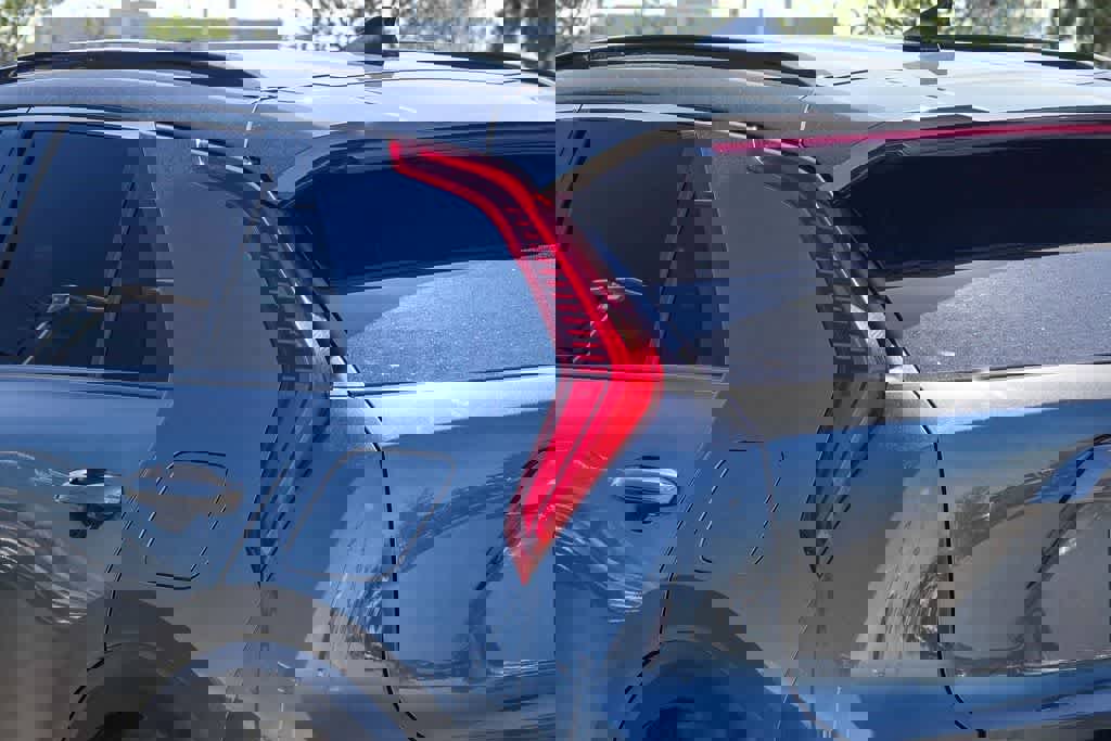 Certified 2024 Kia Niro EX image 7