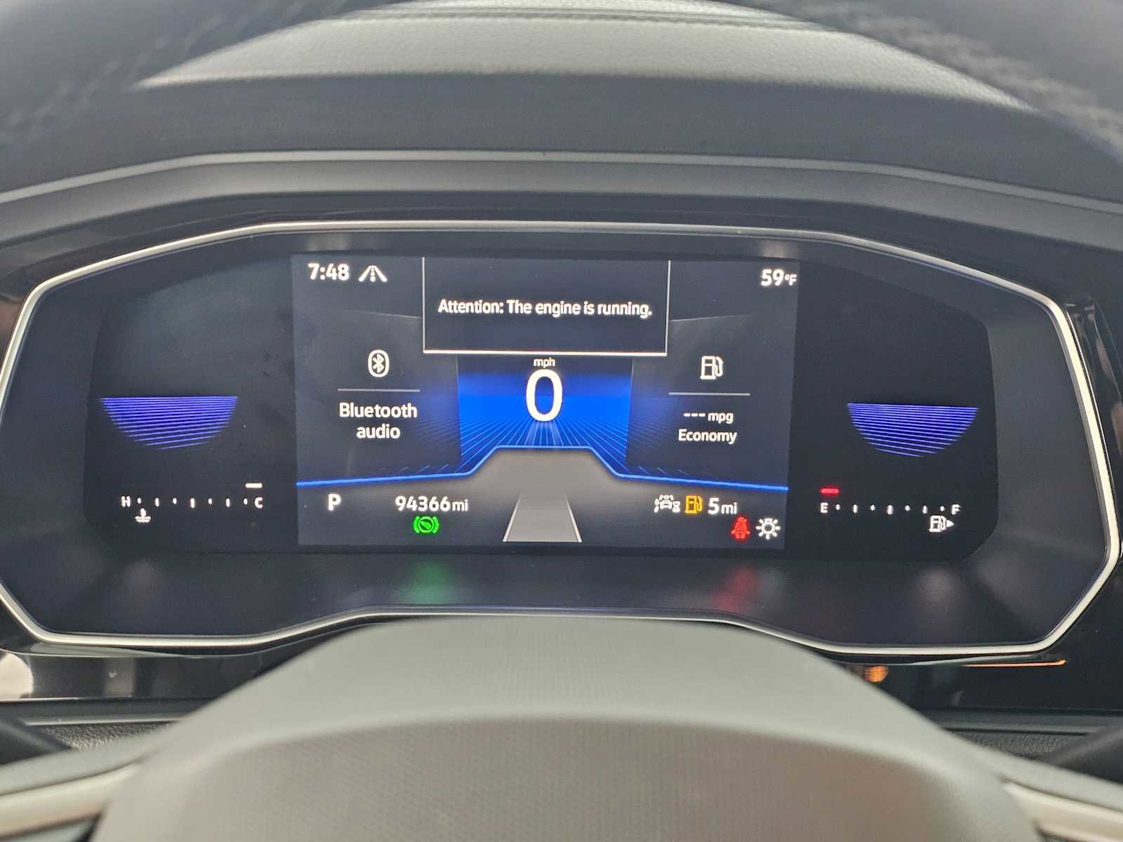 Used 2022 Volkswagen Jetta SE image 23