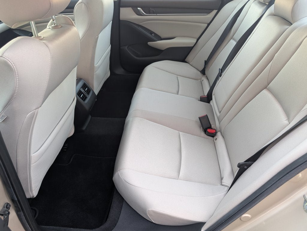 Used 2020 Honda Accord EX image 28