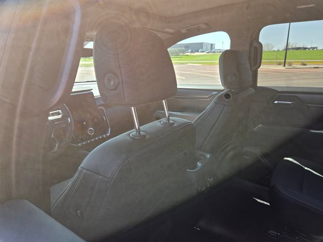Used 2026 GMC Acadia AT4 w/ Super Cruise Package AWD/4WD image 50