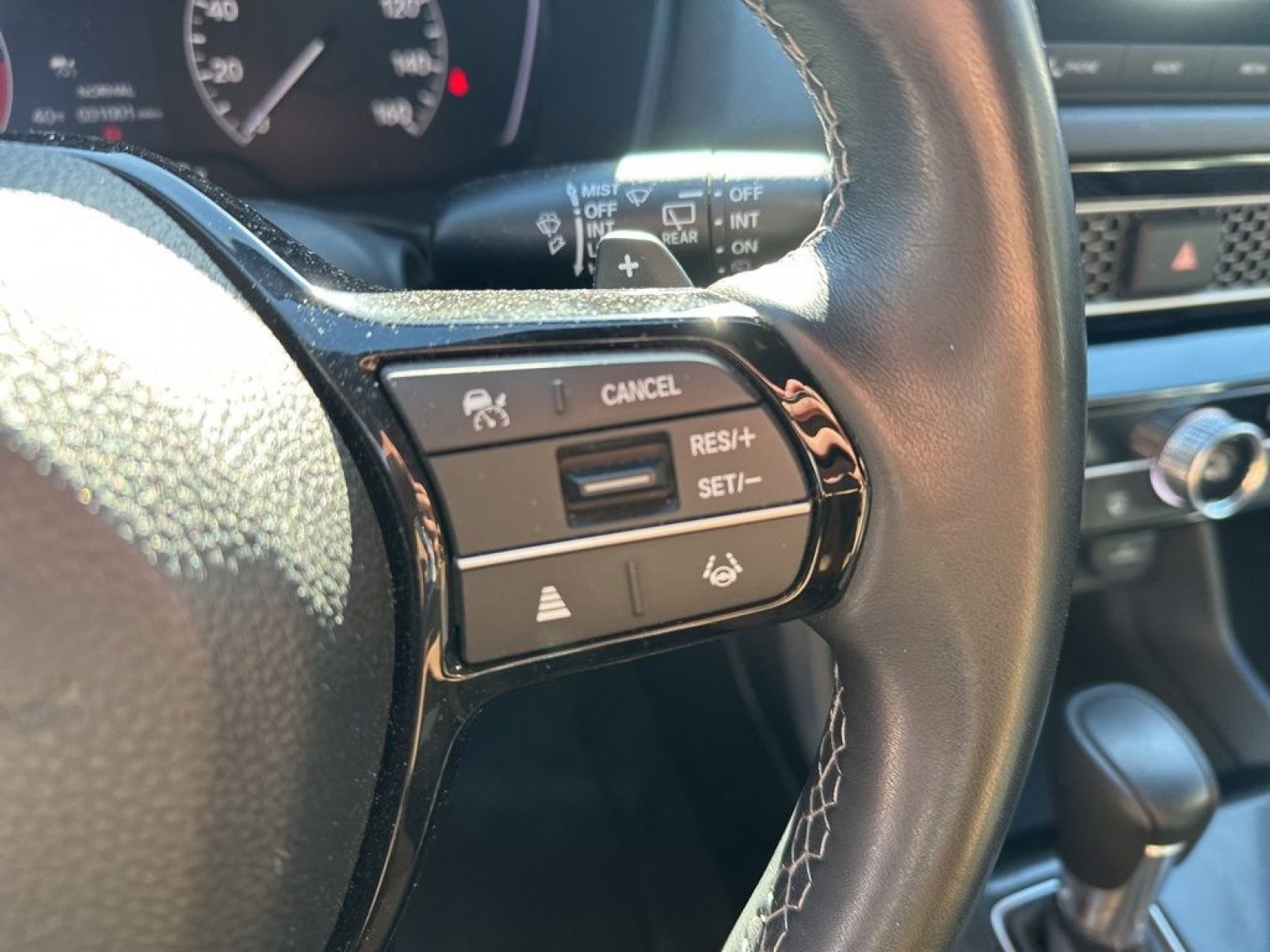 Used 2023 Honda Civic Sport image 29