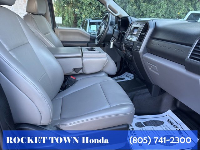 Used 2020 Ford F250 XL w/ Power Equipment Group image 18