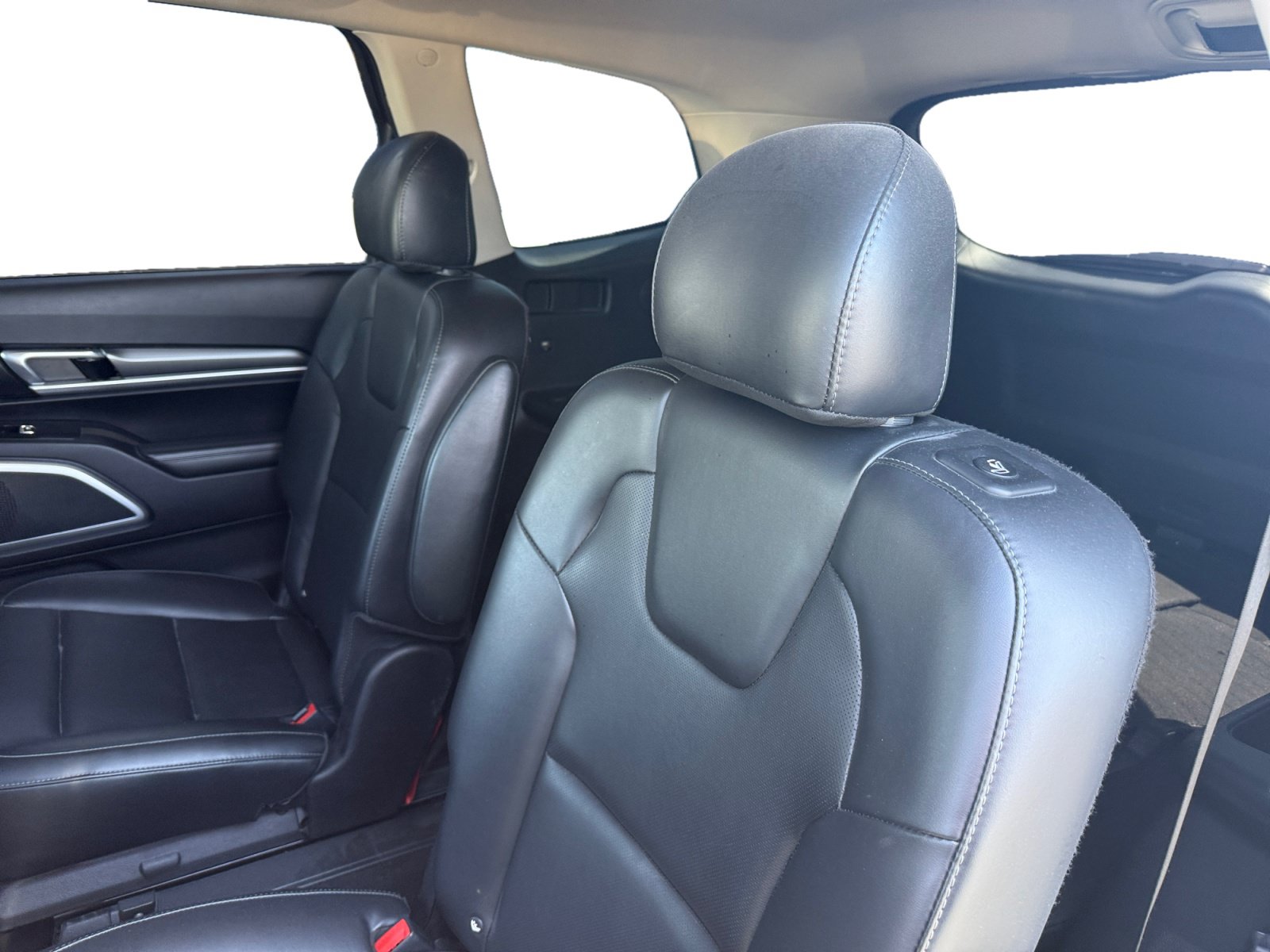 Used 2021 Kia Telluride S AWD/4WD image 16