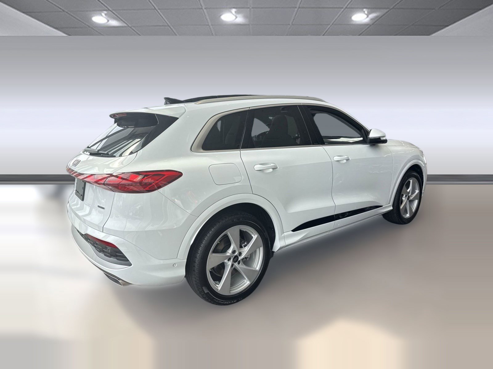 Certified 2025 Audi Q5 Prestige image 21