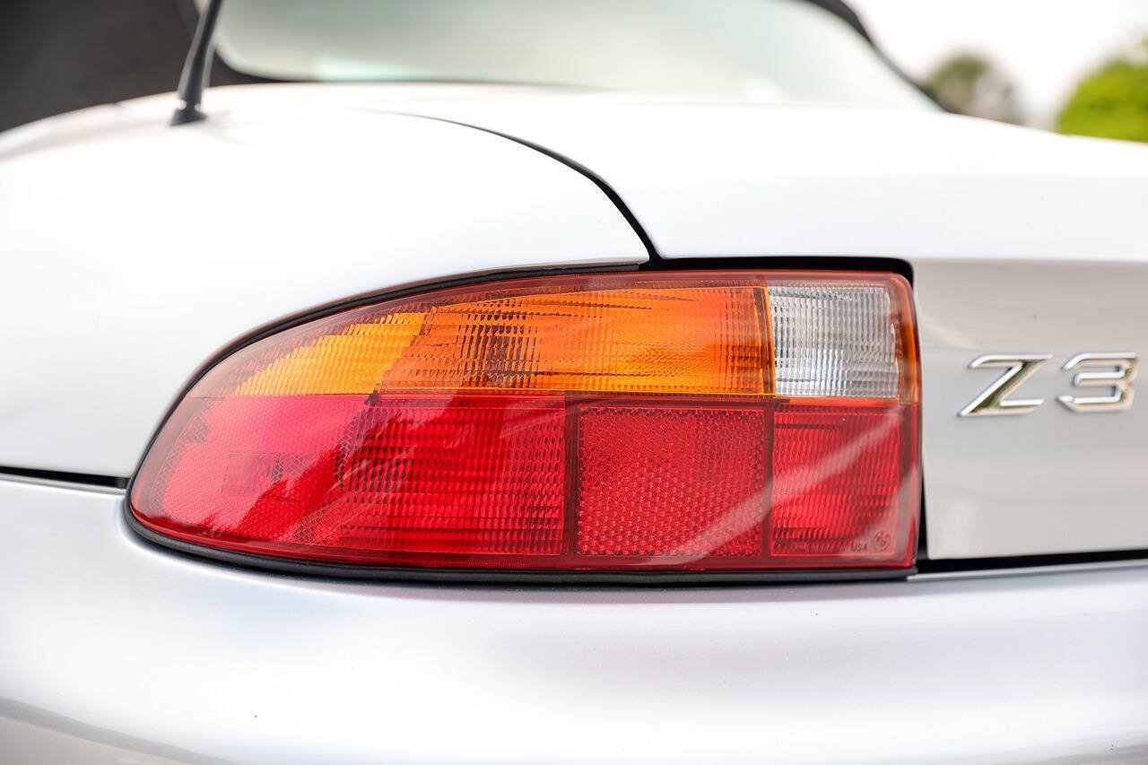 Used 1996 BMW Z3 1.9 RWD image 20