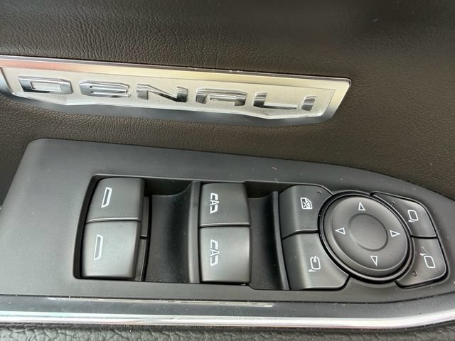 Used 2024 GMC Sierra 1500 Denali w/ Technology Package AWD/4WD image 26