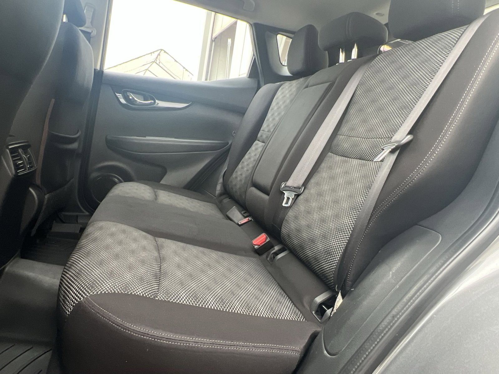 Used 2019 Nissan Rogue Sport SV image 24