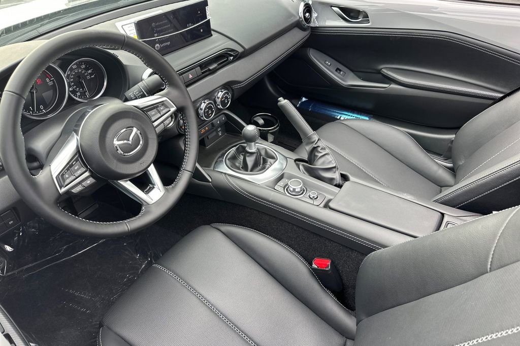 New 2025 MAZDA MX-5 Miata RF Grand Touring image 12