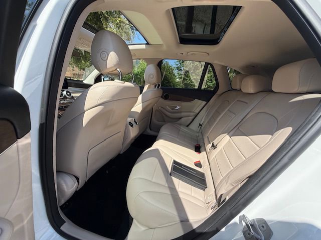 Used 2021 Mercedes-Benz GLC 300 image 35