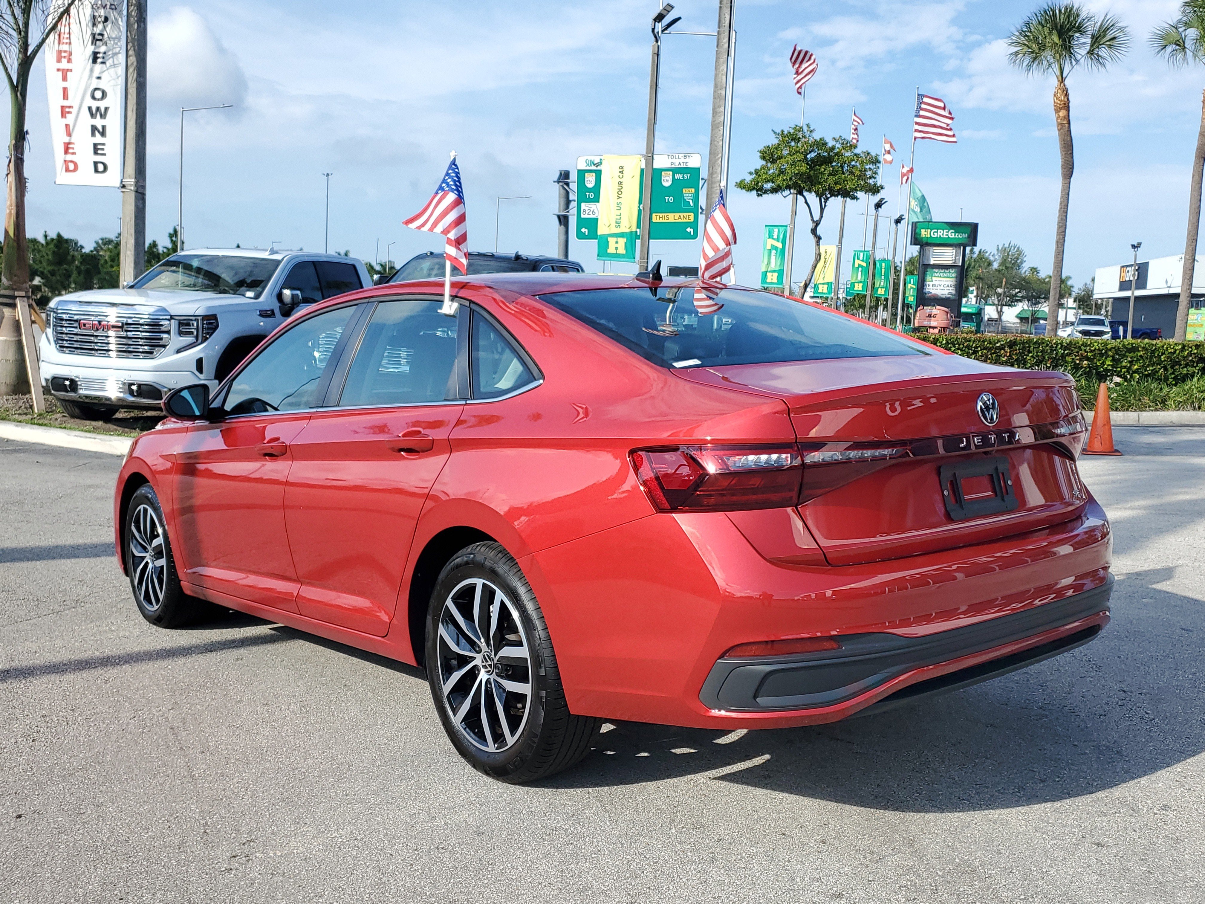 Used 2025 Volkswagen Jetta SE image 7