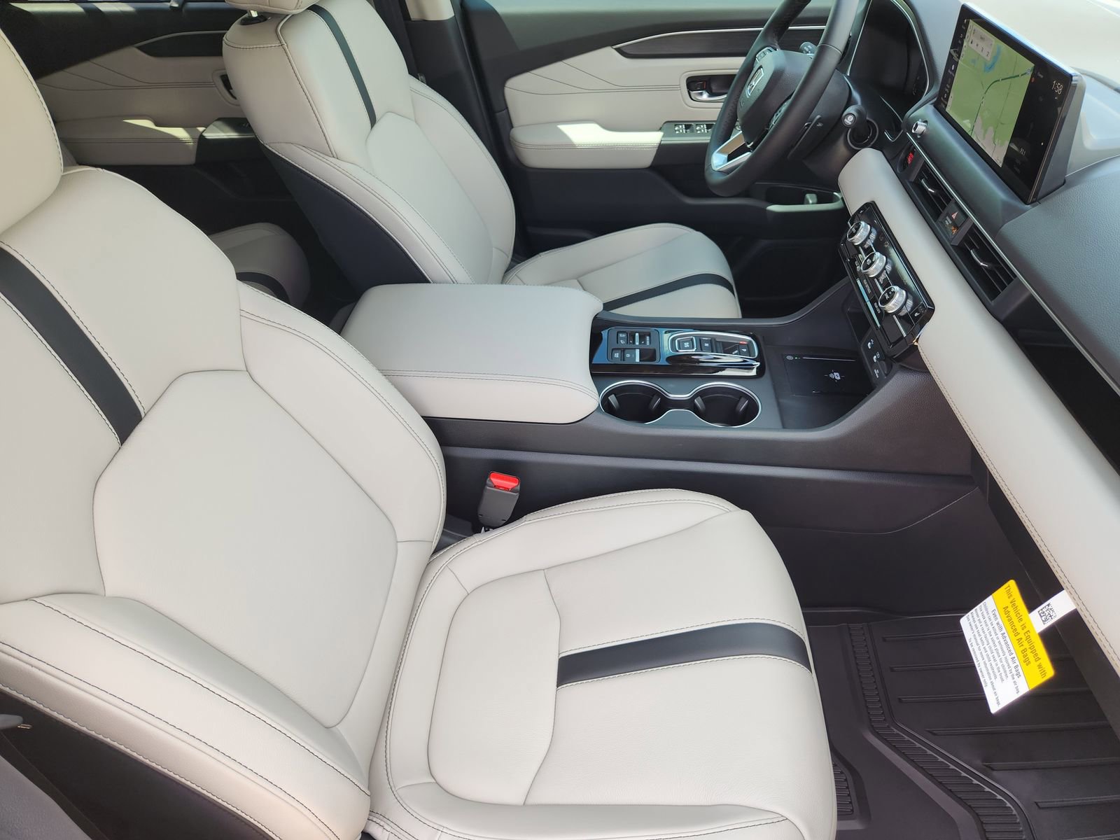 New 2026 Honda Pilot Touring image 13