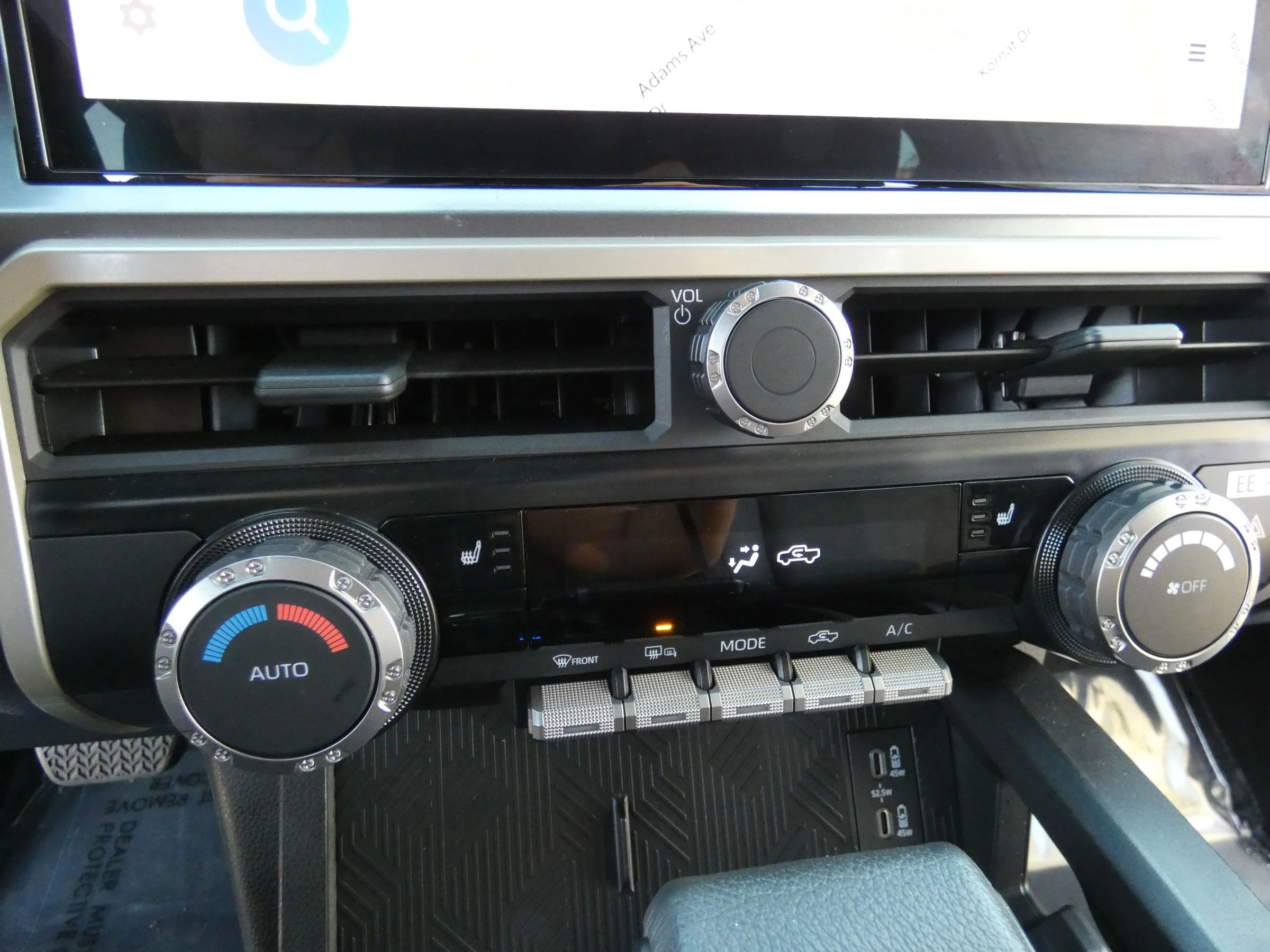 Used 2025 Toyota Tacoma TRD Off-Road image 61