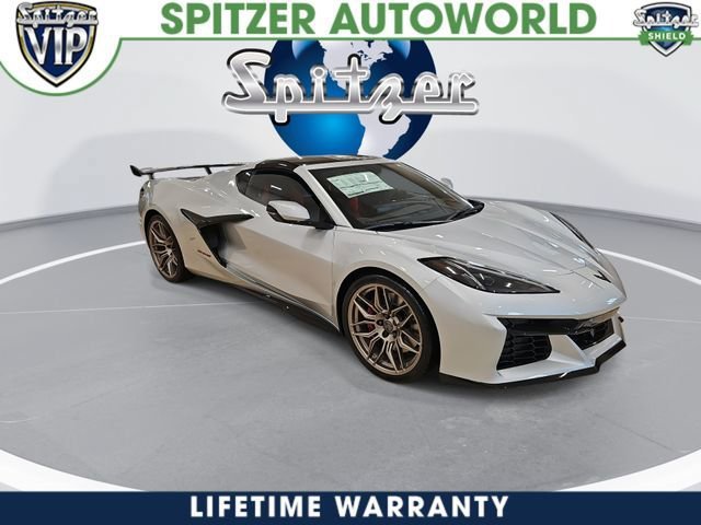 New 2026 Chevrolet Corvette Z06 w/ LPO, Roadside Safety Package RWD video 2