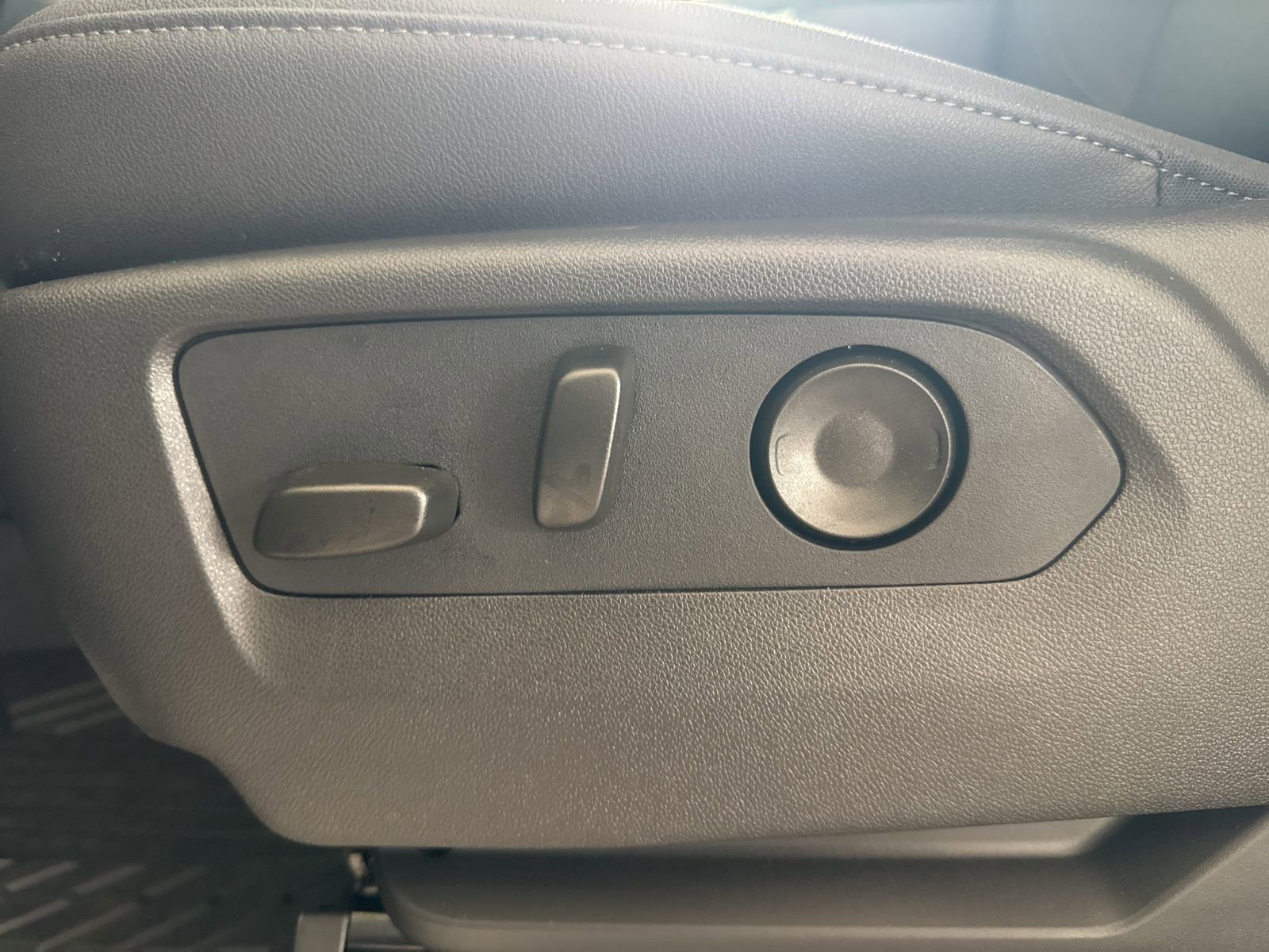 New 2026 Chevrolet Silverado 1500 LTZ image 19